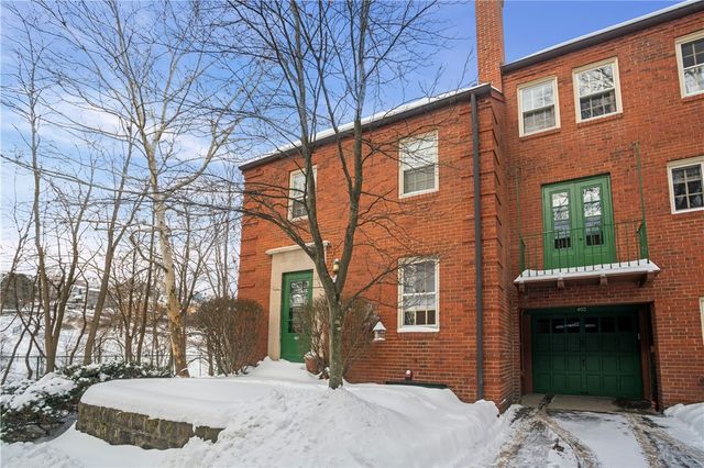 401 Olympia, Mt Washington, PA 15211