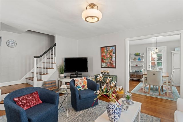 401 Olympia, Mt Washington, PA 15211