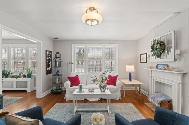 401 Olympia, Mt Washington, PA 15211