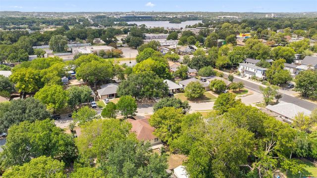 3008 E 3rd ST, Austin, TX 78702