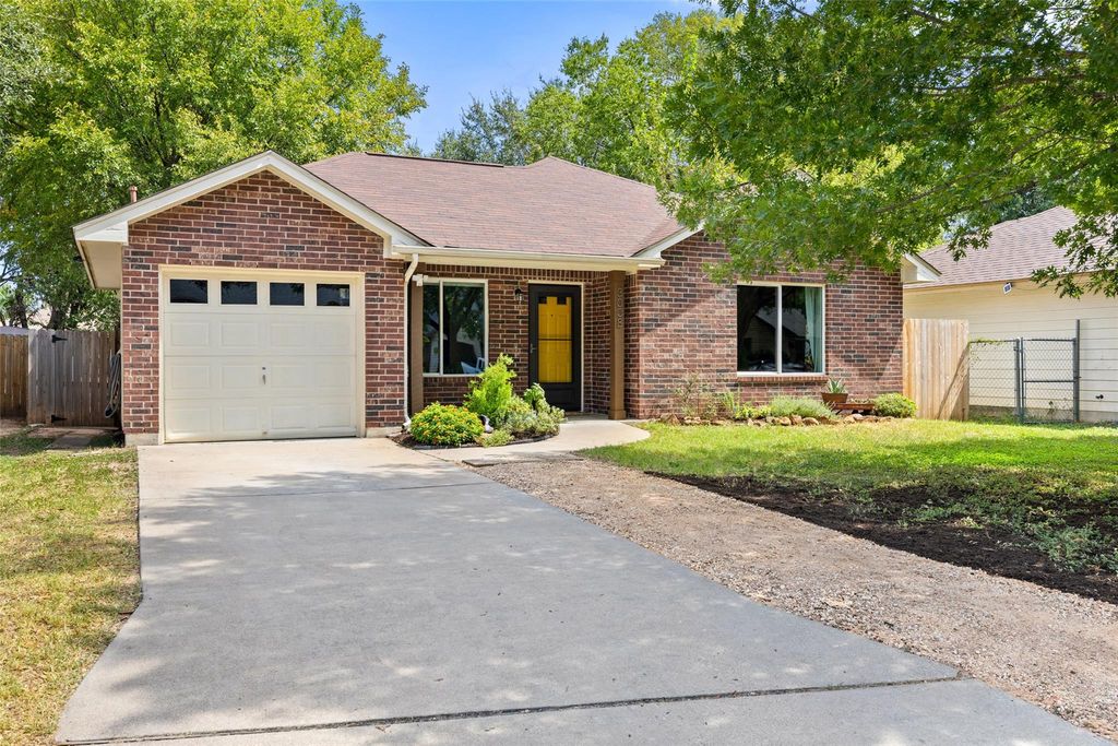 3008 E 3rd ST, Austin, TX 78702