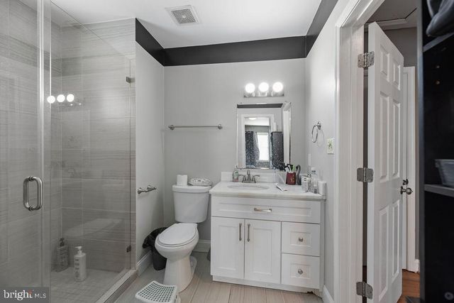 6106 MANOR RD, Clinton, MD 20735