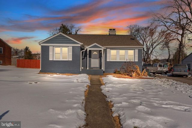 6106 MANOR RD, Clinton, MD 20735