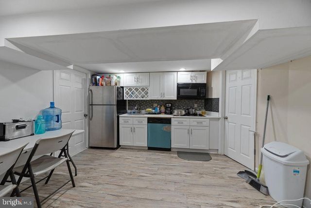 6106 MANOR RD, Clinton, MD 20735