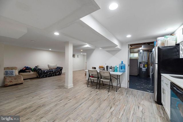 6106 MANOR RD, Clinton, MD 20735