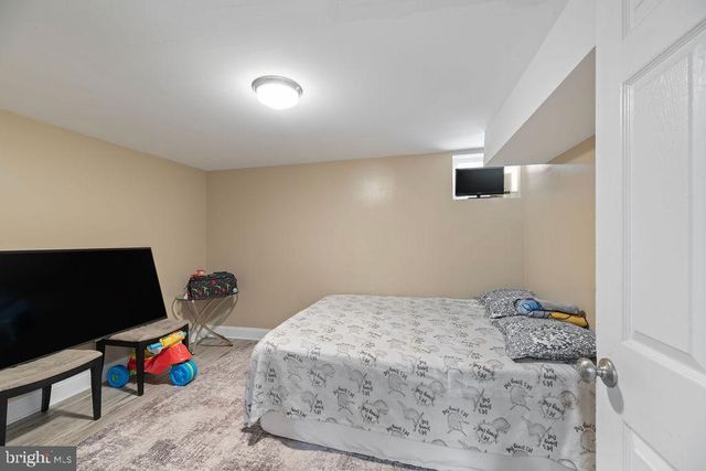 6106 MANOR RD, Clinton, MD 20735