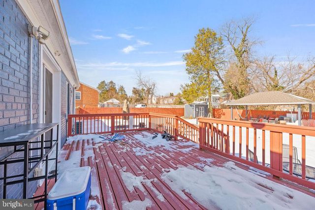 6106 MANOR RD, Clinton, MD 20735