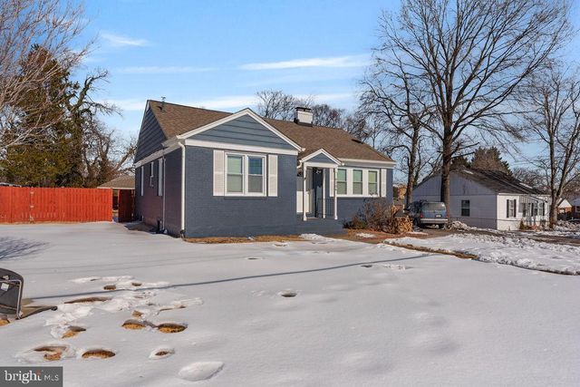 6106 MANOR RD, Clinton, MD 20735