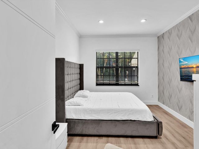 4092 NW 88 Terrace, Cooper City, FL 33024