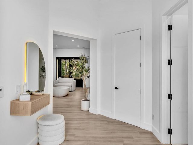 4092 NW 88 Terrace, Cooper City, FL 33024