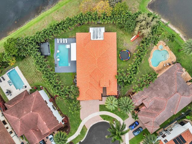 4092 NW 88 Terrace, Cooper City, FL 33024