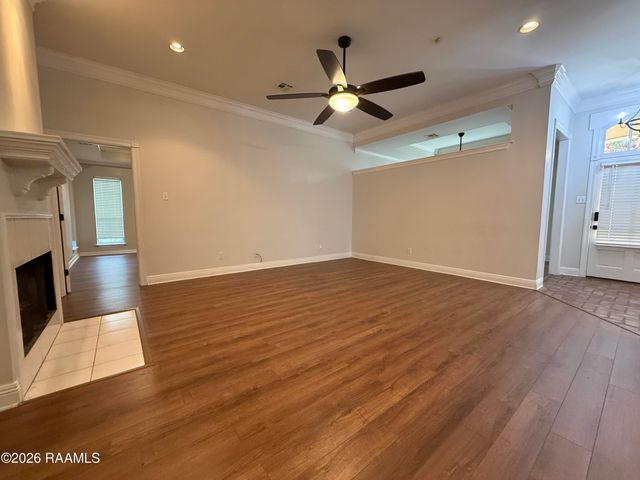 133 Woodstock Drive, Youngsville, LA 70592