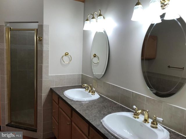 7078 TOKEN VALLEY RD, Manassas, VA 20112