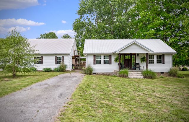 106 N Maple Ave, Ethridge, TN 38456