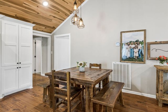 106 N Maple Ave, Ethridge, TN 38456