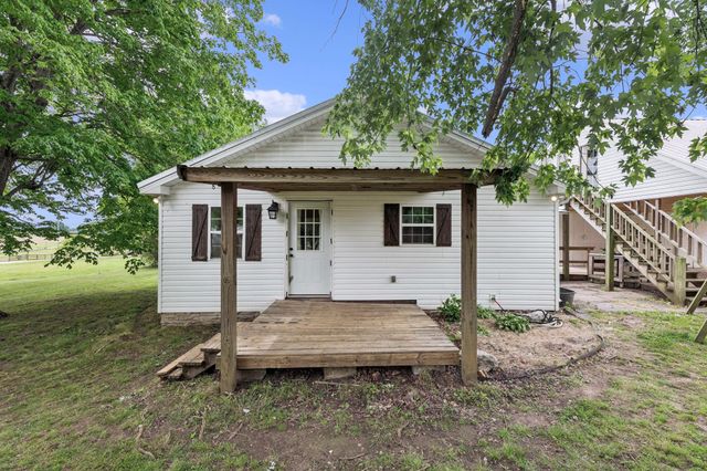 106 N Maple Ave, Ethridge, TN 38456