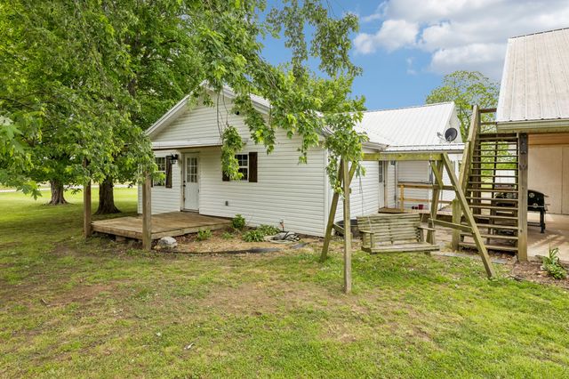 106 N Maple Ave, Ethridge, TN 38456