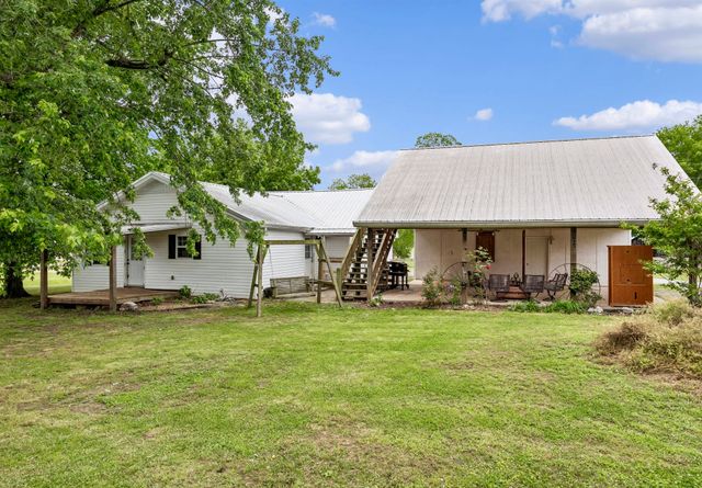 106 N Maple Ave, Ethridge, TN 38456