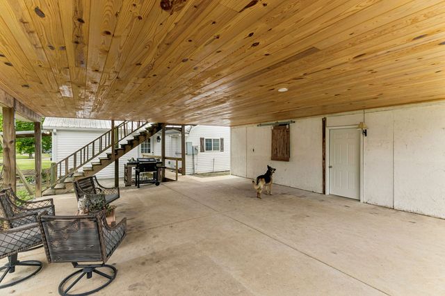 106 N Maple Ave, Ethridge, TN 38456