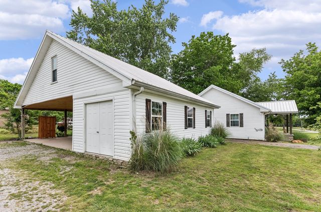 106 N Maple Ave, Ethridge, TN 38456