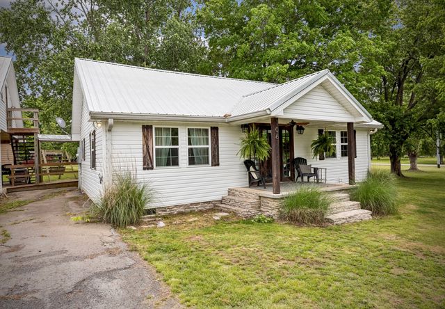 106 N Maple Ave, Ethridge, TN 38456