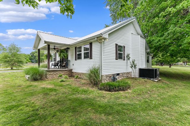 106 N Maple Ave, Ethridge, TN 38456