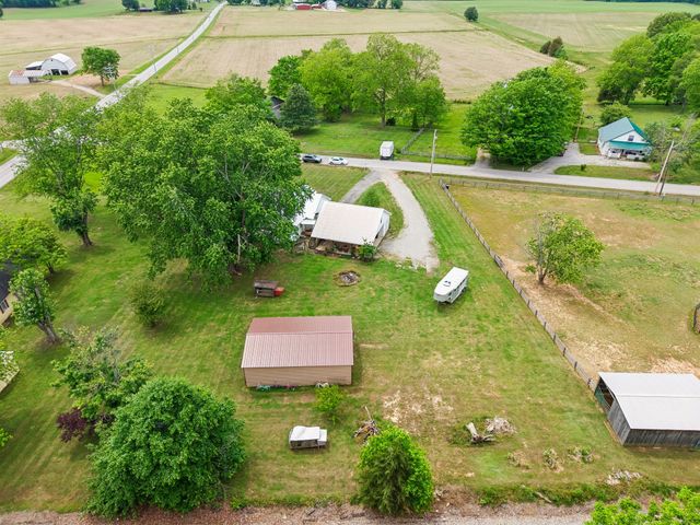 106 N Maple Ave, Ethridge, TN 38456