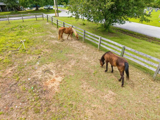 106 N Maple Ave, Ethridge, TN 38456