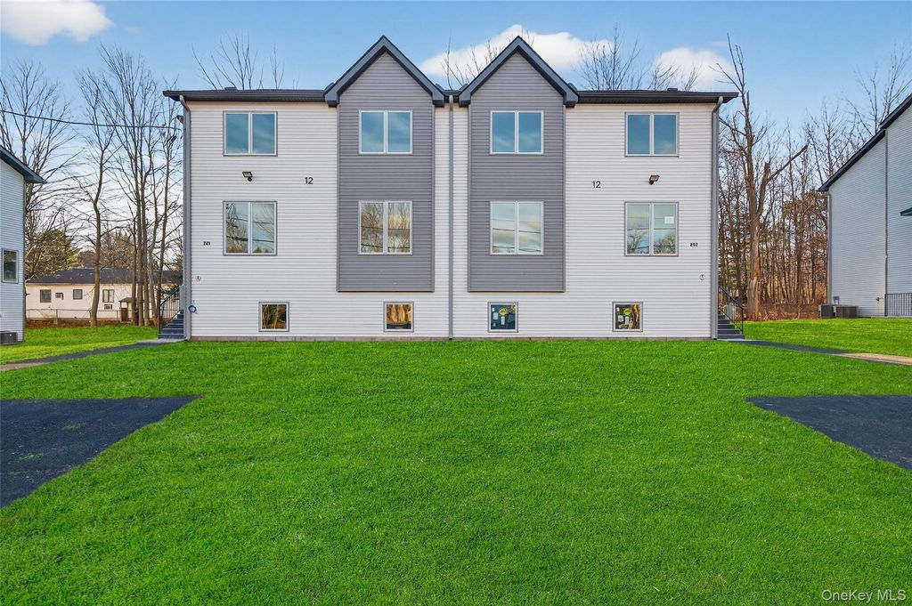 12 E Dillon Road 202, Monticello, NY 12701