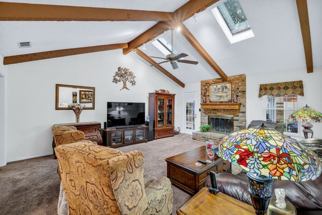 1823 Ridgebrook Drive, Arlington, TX 76015