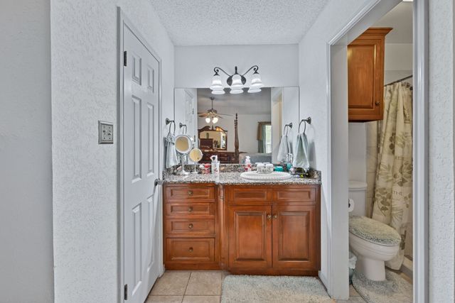 1823 Ridgebrook Drive, Arlington, TX 76015