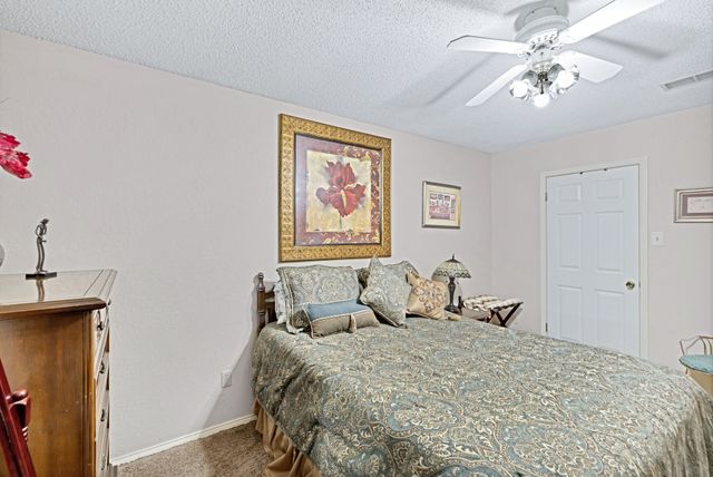 1823 Ridgebrook Drive, Arlington, TX 76015