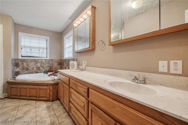 705 S Elm Street, Hartford, AR 72938