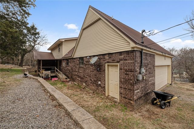 705 S Elm Street, Hartford, AR 72938