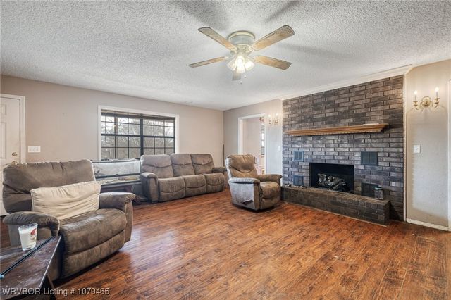 705 S Elm Street, Hartford, AR 72938