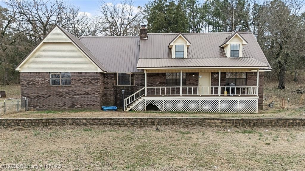 705 S Elm Street, Hartford, AR 72938
