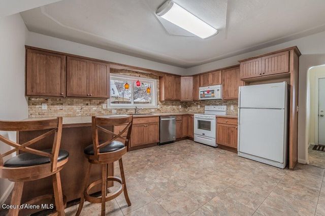 1515 N 6th Street, Coeur D'alene, ID 83814