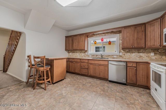 1515 N 6th Street, Coeur D'alene, ID 83814