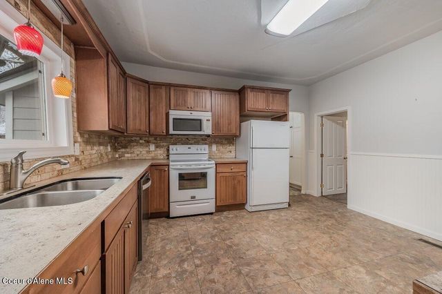 1515 N 6th Street, Coeur D'alene, ID 83814