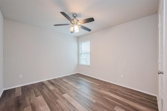 335 Jewett Meadow Drive, Magnolia, TX 77354