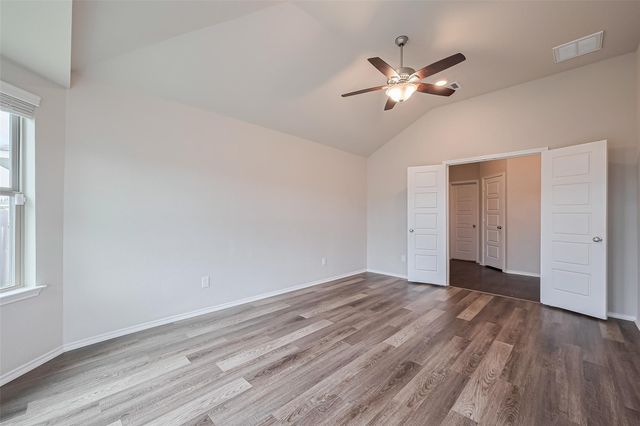 335 Jewett Meadow Drive, Magnolia, TX 77354