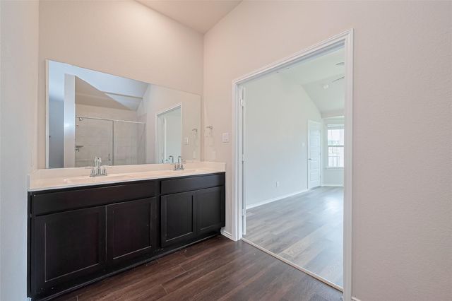 335 Jewett Meadow Drive, Magnolia, TX 77354