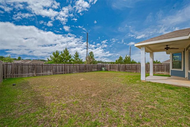 335 Jewett Meadow Drive, Magnolia, TX 77354