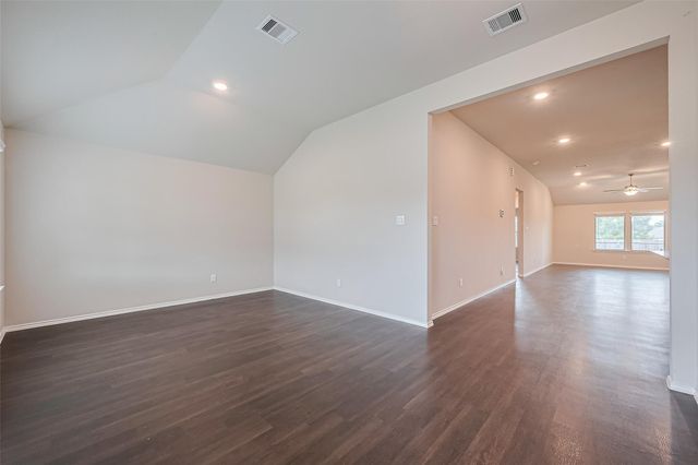 335 Jewett Meadow Drive, Magnolia, TX 77354