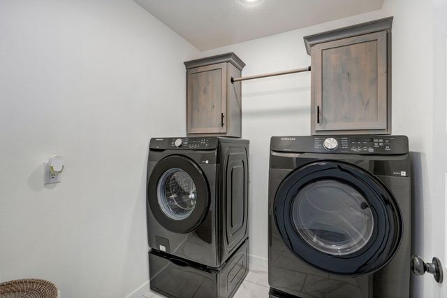 747 N Century Avenue, Republic, MO 65738