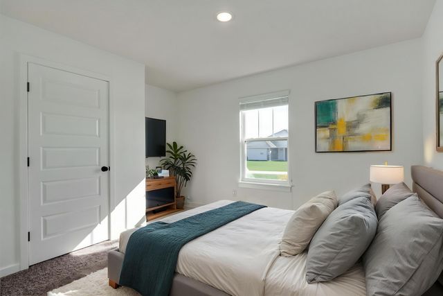 747 N Century Avenue, Republic, MO 65738