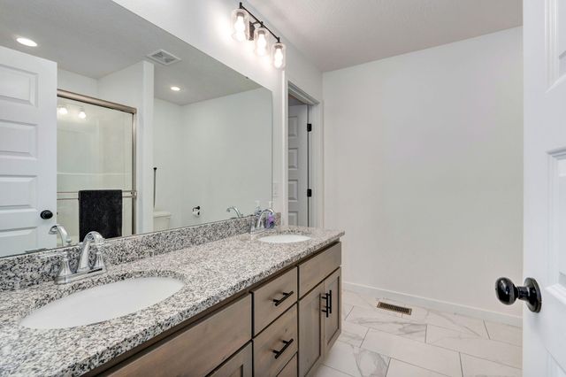 747 N Century Avenue, Republic, MO 65738