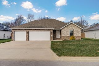 747 N Century Avenue, Republic, MO 65738