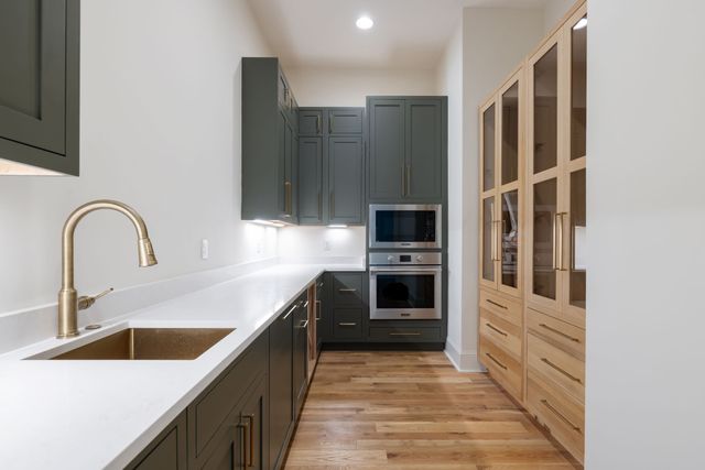 2805 Tyne Blvd, Nashville, TN 37215