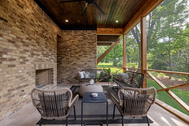 2805 Tyne Blvd, Nashville, TN 37215